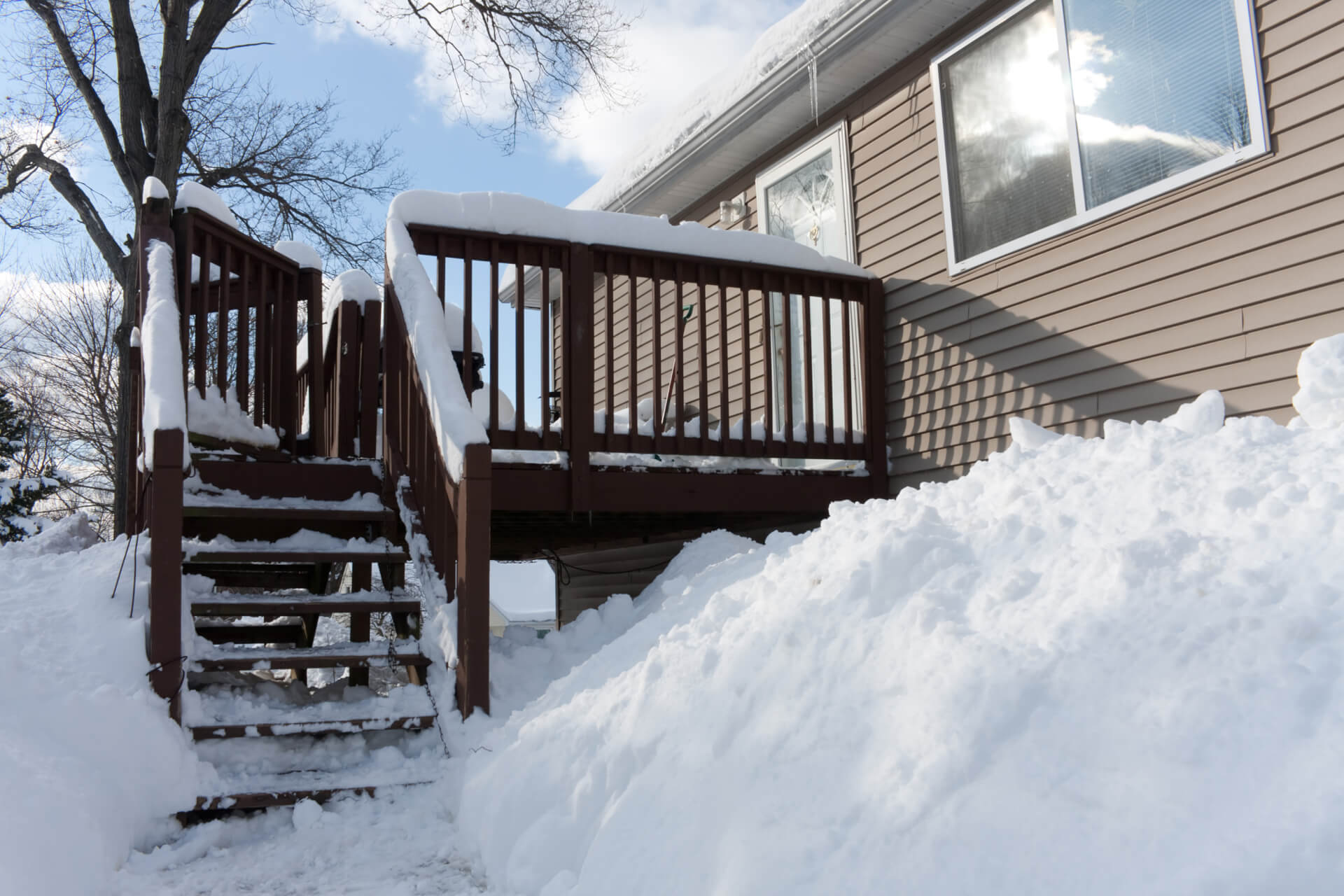 winter-weather-hazards-to-keep-your-home-and-family-safe