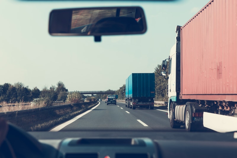 Who Is Responsible After a Commercial Vehicle Accident?